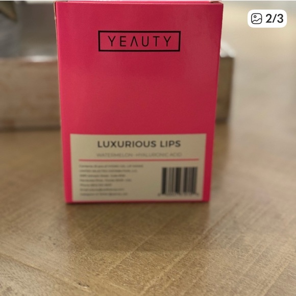 Lip Masks - Picture 2 of 3